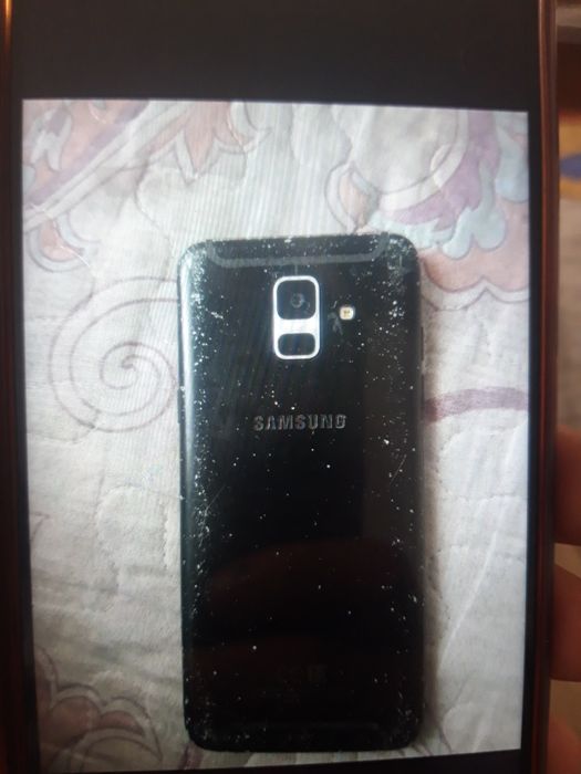 Продам телефон за 20ка все работает