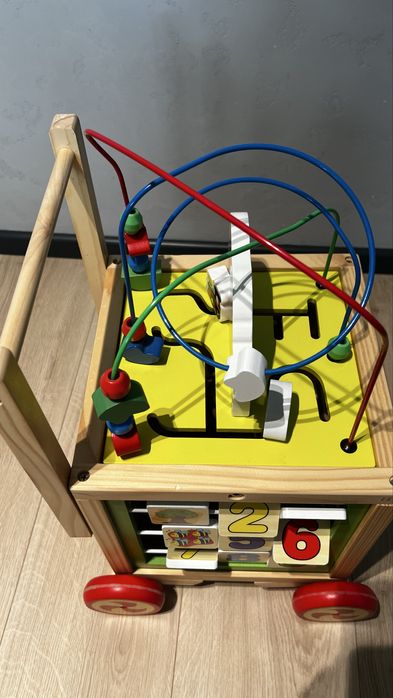 Centru activitati / Antemergator si Cub Educational- stare foarte buna