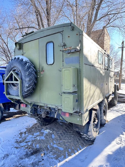 Зил 131 кунг с токарным станком