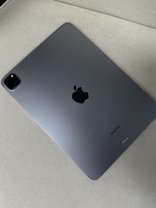 Apple iPad Pro 11 (128гб)