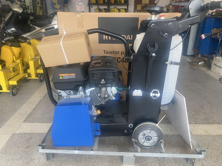Taietor de Beton Asfalt HYUNDAI HY-FC480L Disc Inclus 450mm Mogosoaia