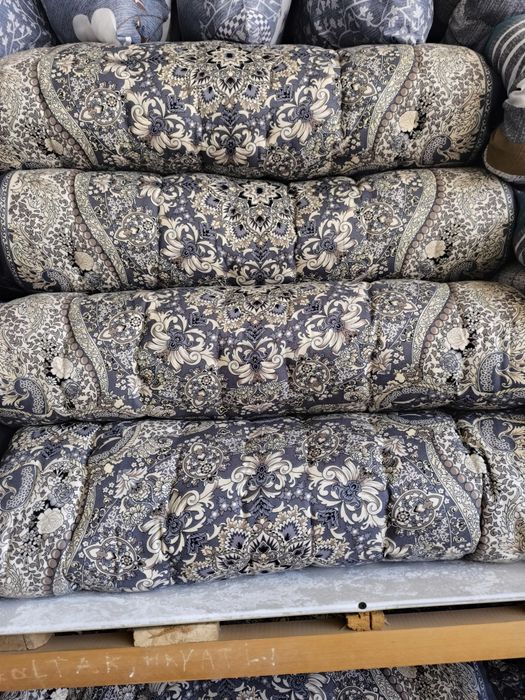 Виллур, духоба, сатин кўрпачалар