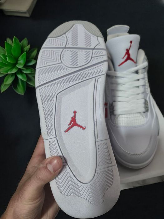 Jordan 4 Retro White Oreo