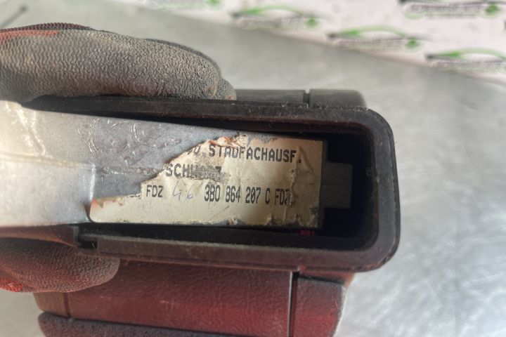 Cotiera 3B0864207C / 3B0 864 207 C Volkswagen VW Passat B5