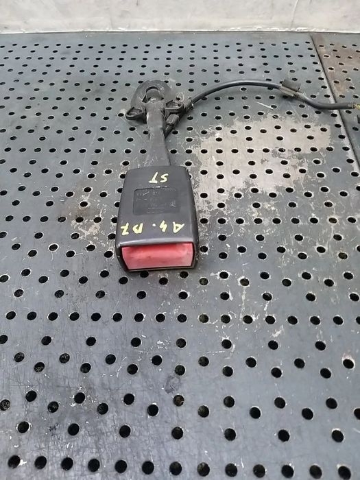 Teaca centura stanga fata audi a4 b7 8e 8e0857755g