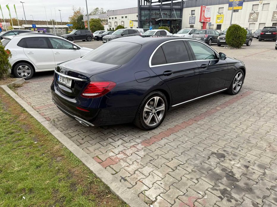 Mercedes - Benz , E 200 4 MATIC, fara accident