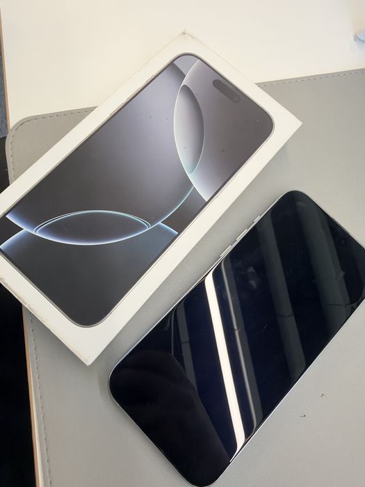 Продам iPhone 16 Pro Max 512 GB White Titanium