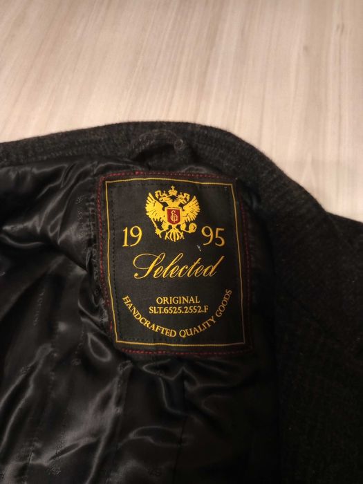 Вълнено Мъжко Палто