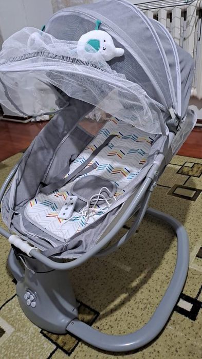 Продам шезлонг 20к