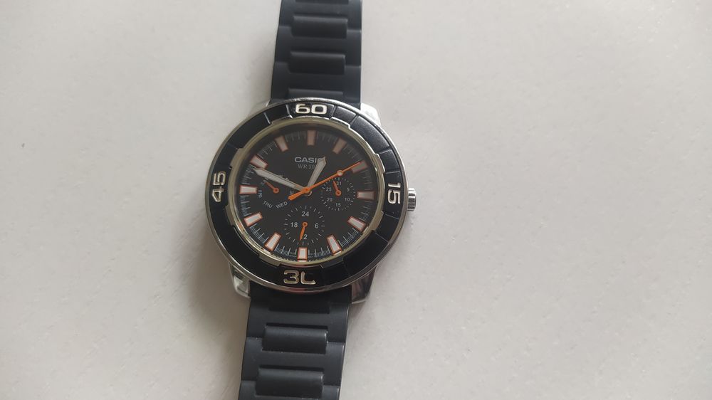 Часовник Casio LTP-1327
