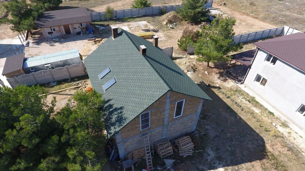 Юмшок черепица ондулин том махсулотлар олти кирра яшил. Docke.