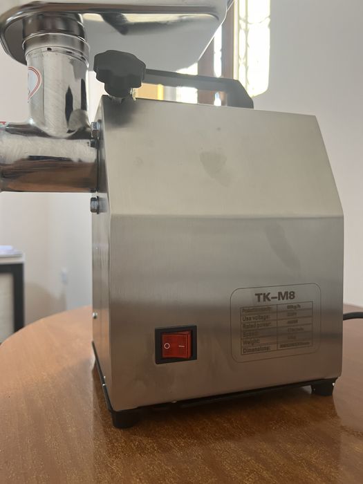 Myasorubka ,Gosht maydalagich, uy uchun kichik mesarobka , мясорубка