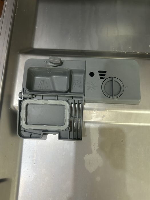 Продам посудомоечную машину Hansa