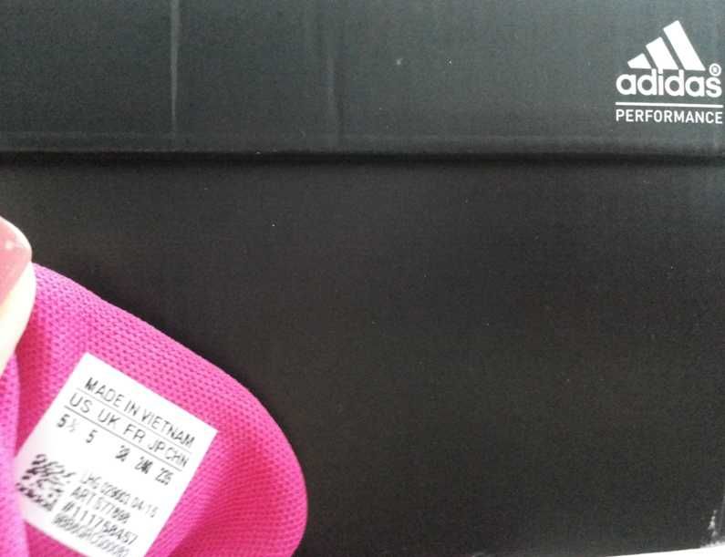 ADIDAS нови оригинални маратонки