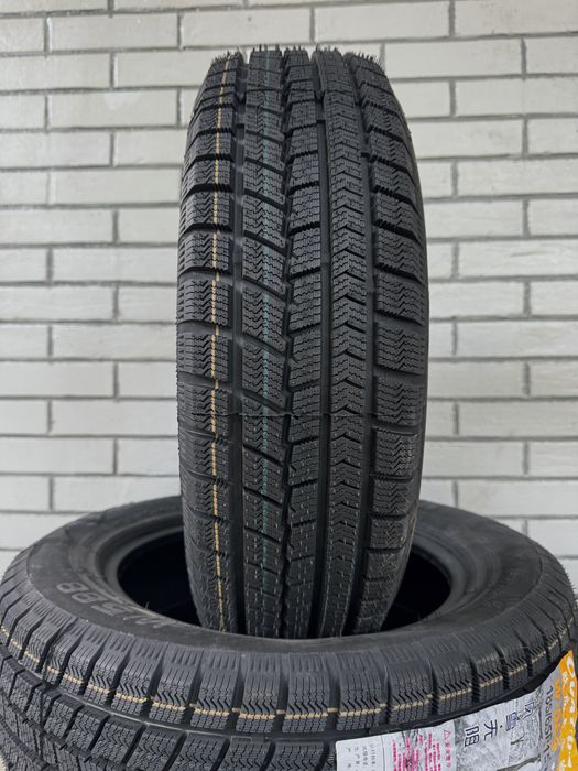 Зимние шины 185/65/15 Ovation