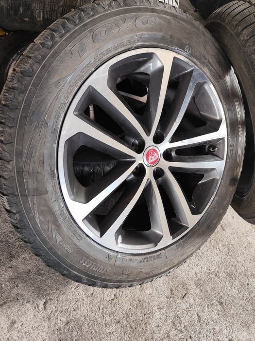 Jaguar f-pace twin turbo -3.0-300кс-2017г