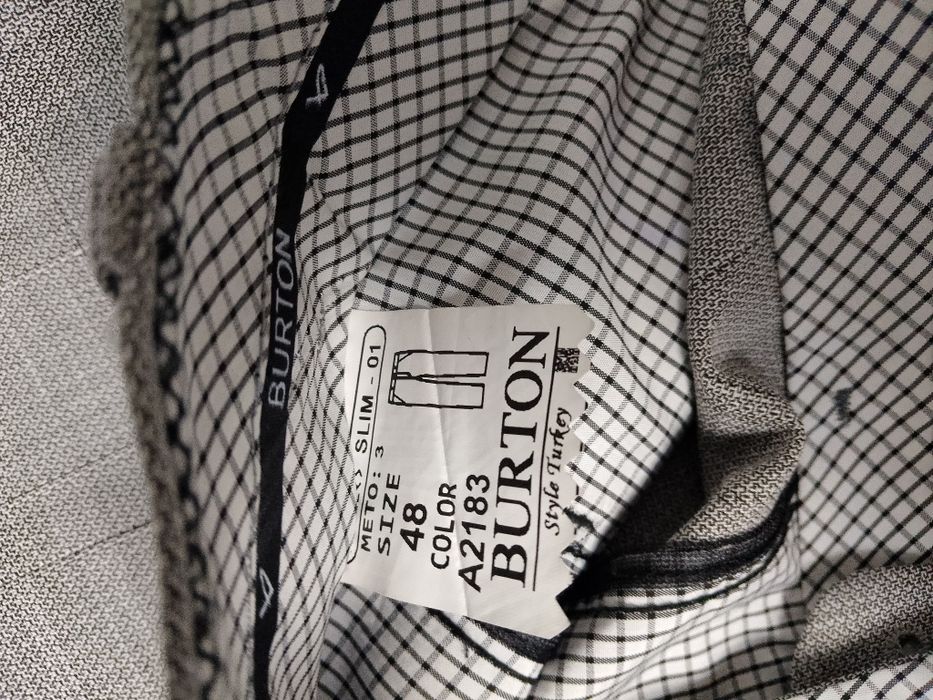 Продаю стильный костюм