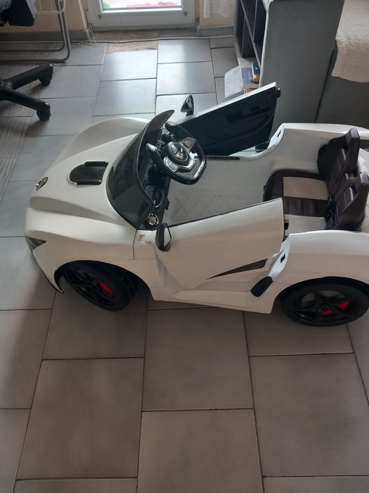 Акумулаторна кола за деца гр. Пловдив Западен • OLX.bg