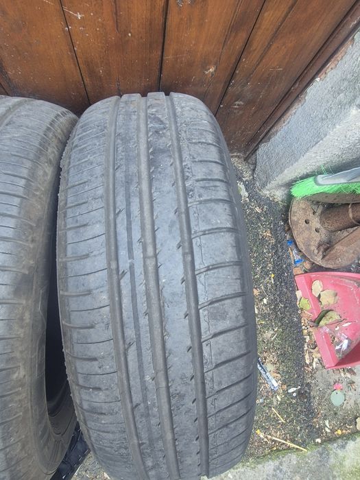 Anvelope vara 195/65/r15