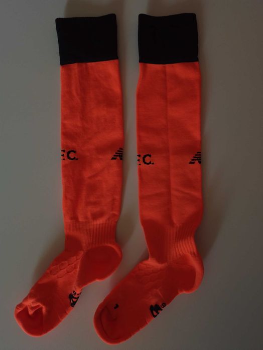 Горнище Barcelona, шорти Valencia, гети на Liverpool, кори Adidas