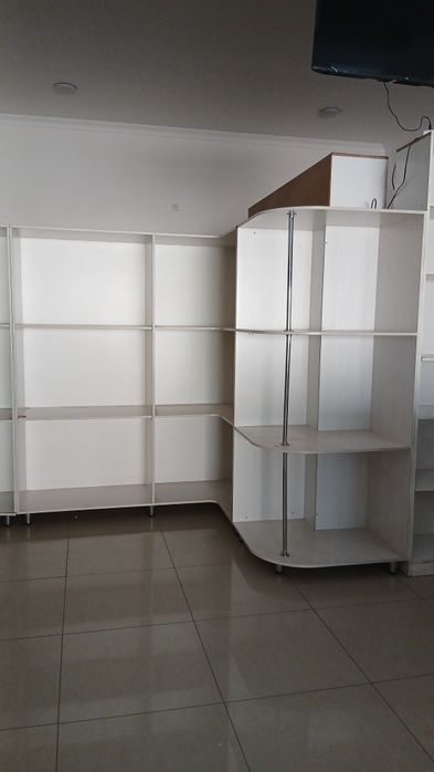 СРОЧНО‼️Продается витрина полки комплект для магазин.