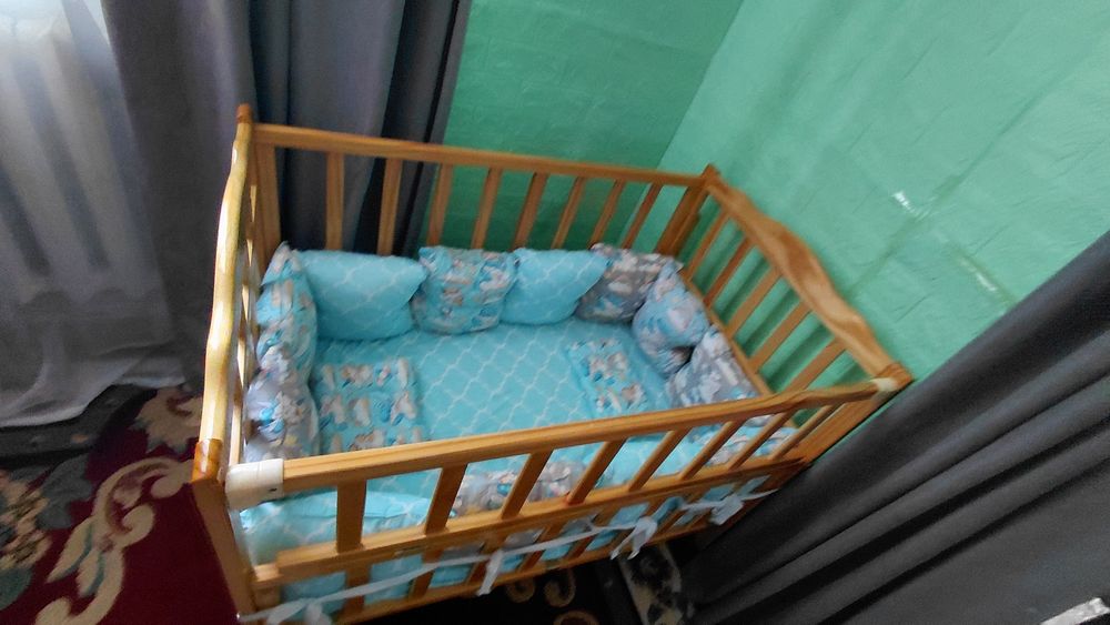 Продам манеж есть от него люлька