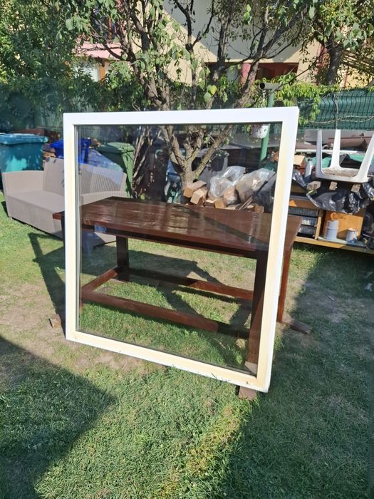 Fereastra-Geam termopan iluminator pvc