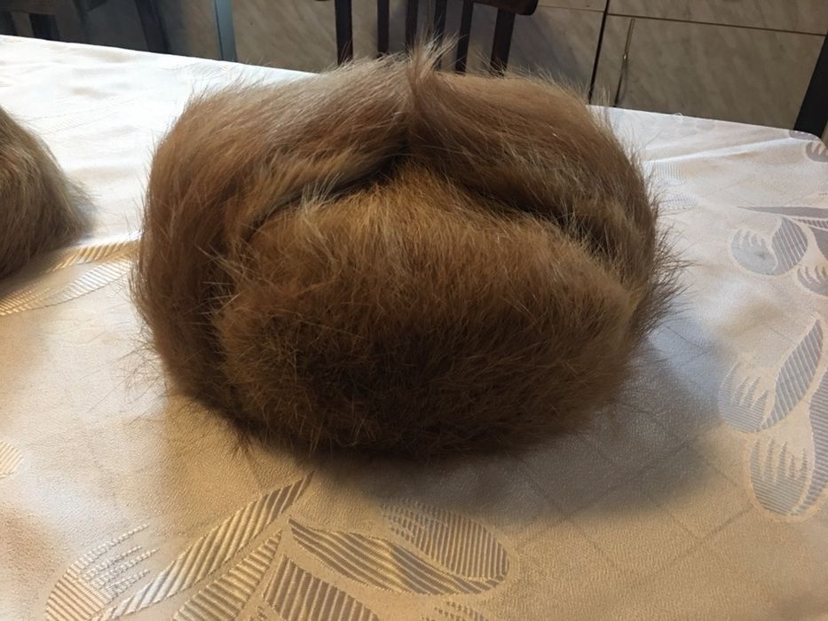 Vand caciuli de blana nutrie vidra