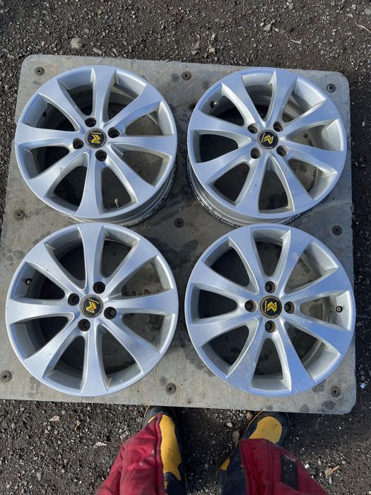 Диски r16 4x100 Hyundai ,kia