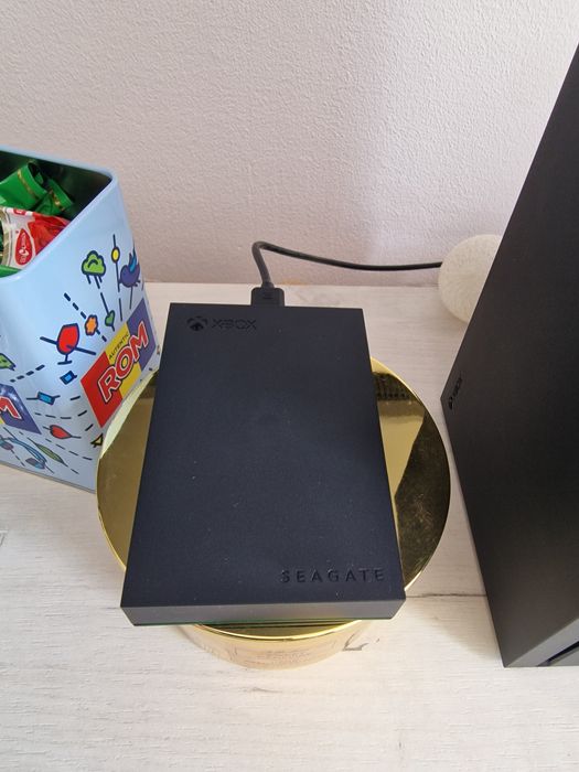 Consola Xbox Series X 1TB SSD, Controller Original, Cablu HDMI