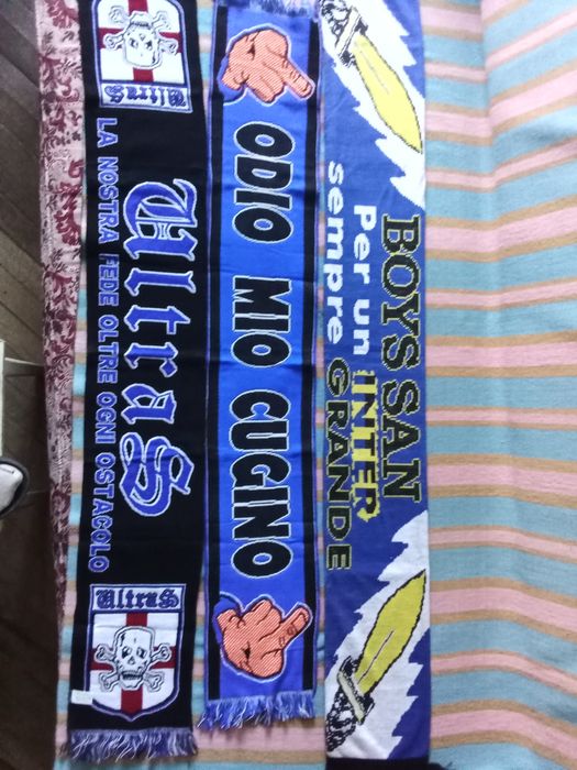 Fulare , esarfe cluburi fotbal fanshop si ultras.