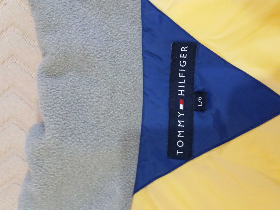 Елек Tommy Hilfiger