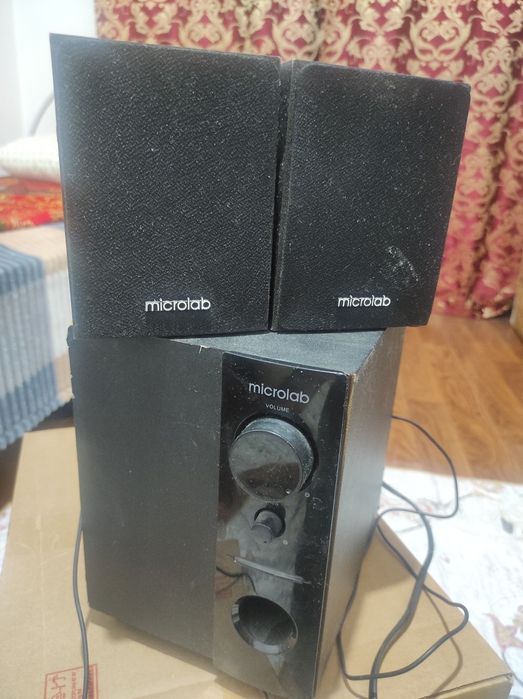 Продам колонки Микролаб оригинал