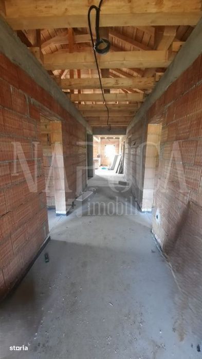 Casa 5 camere de vanzare in Salicea