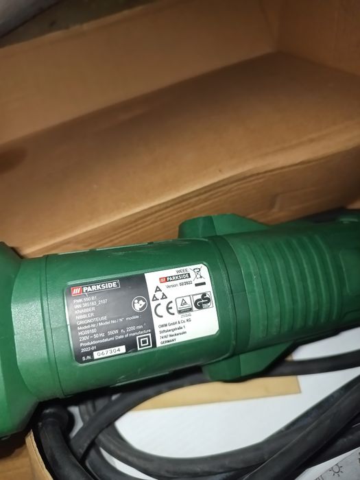 Mașina , aparat de tăiat tabla parkside