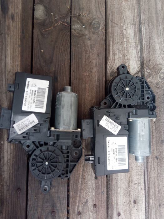 Моторчета на предни ел.стъкла за Пежо-307