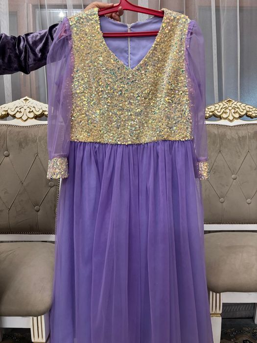 4 шт. продам платье шикарная