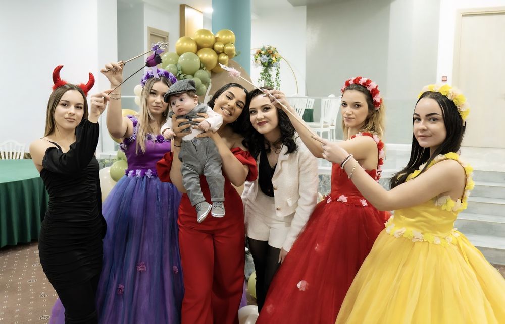 Zane Ursitoare de basm, Botez, Argeș și împrejurimi - program ursit - animatie pentru copii, personaje, distracție, jocuri