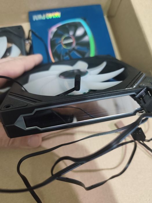 Fan argb 140 montech , noi cu controler