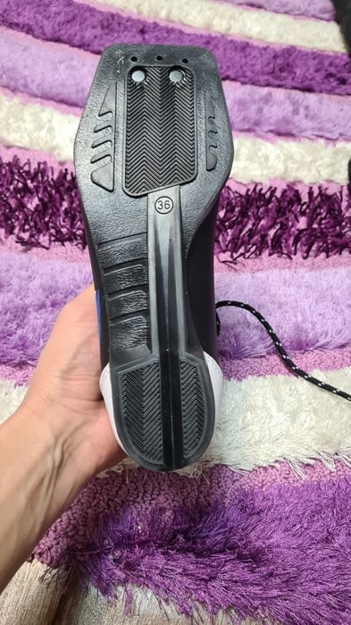 Лыжи 170 см продам