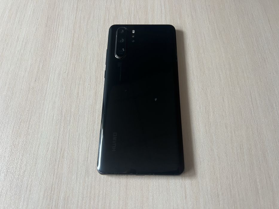 Продавам Huawei P30 Pro 128/6GB