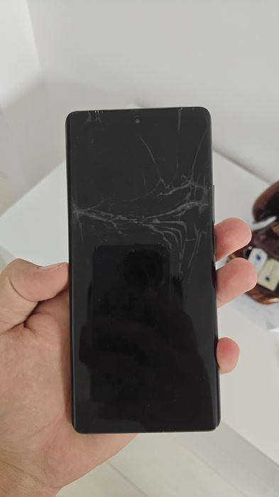 REALME GT 6T продам