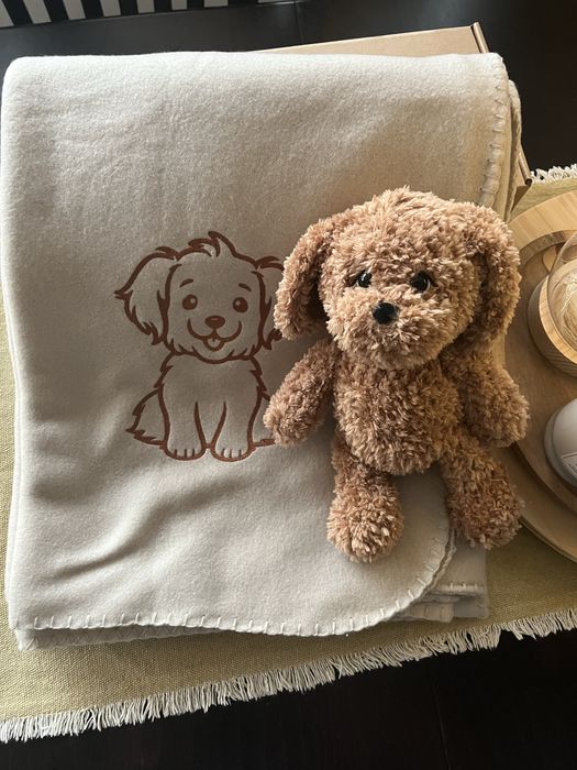Плетена играчка кученце и одеяло