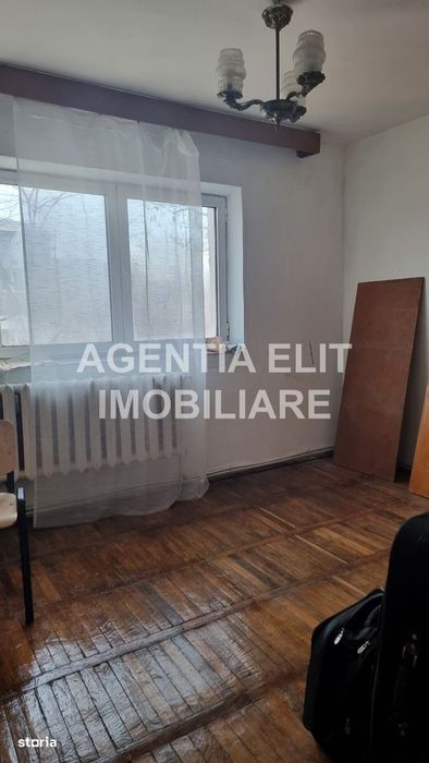 Apartament 3 camere, zona Parcul Curcubeului