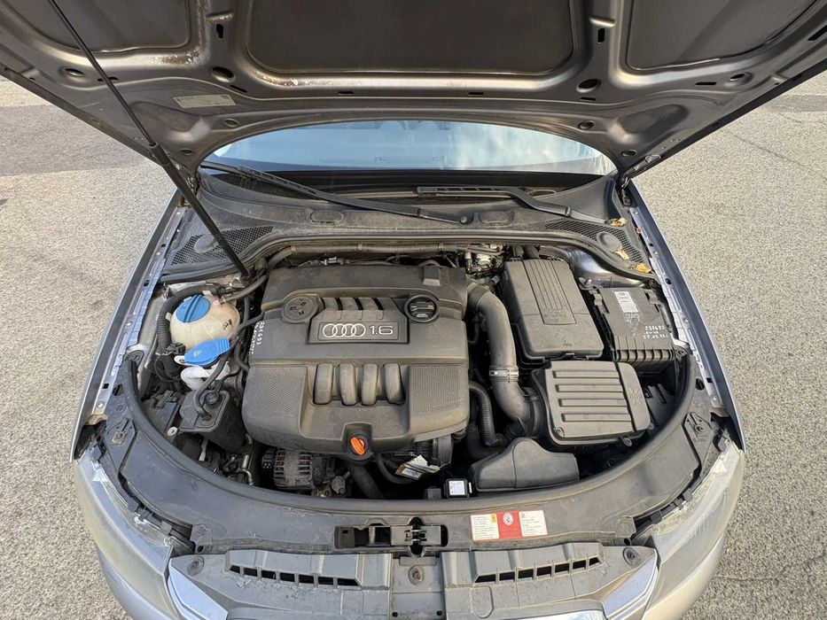Audi A3 1.6 ГАЗ/БЕНЗИН НОВ ВНОС (2007 8P1)