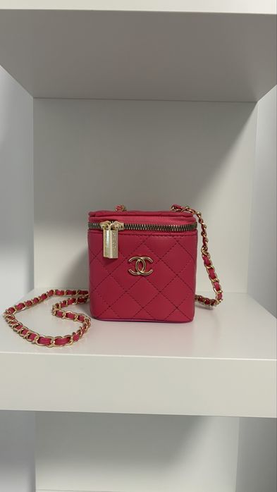 Дамска чанта висок клас