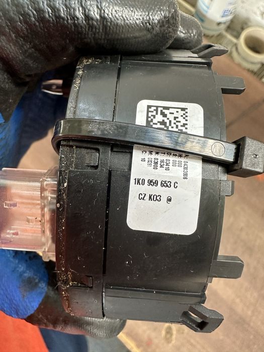 Maneta semnal stergatoare spira volan tiguan golf 6 skoda seat a3