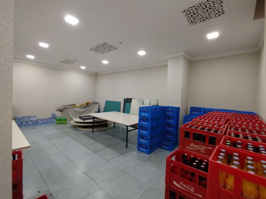 Сдаётся помещение 55 м² у дома торжеств «Яшнабад»
​Описание:
Сдаётся с