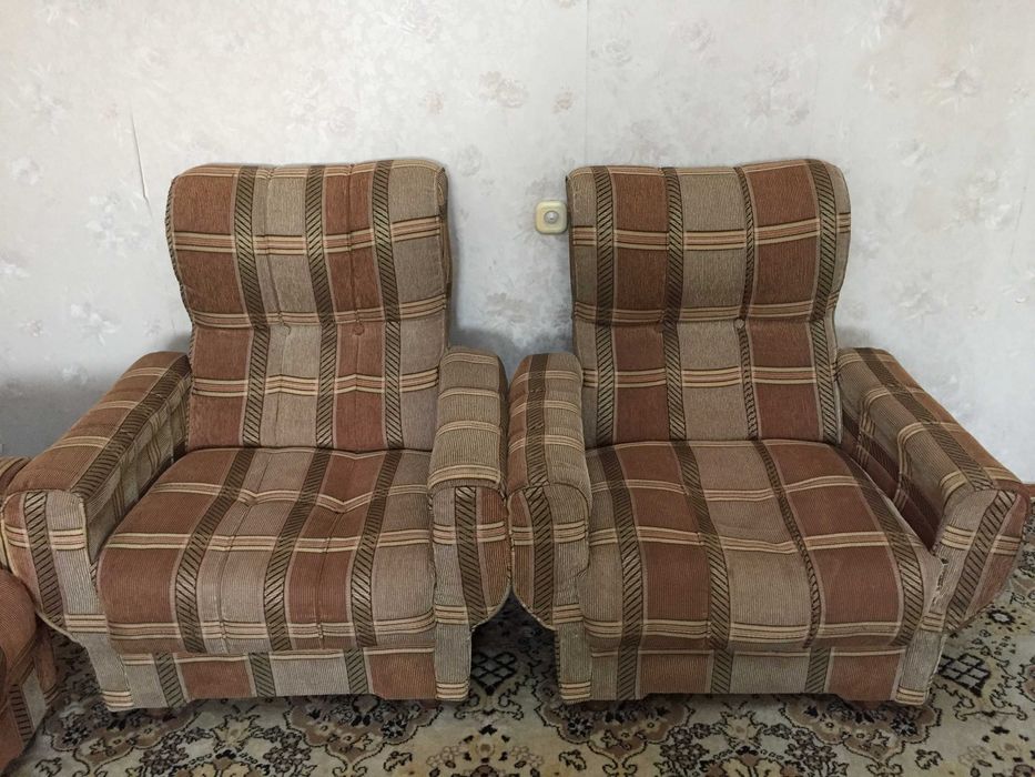 Диван и 2 кресла