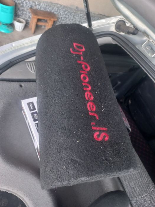 Сабвуфер.      .